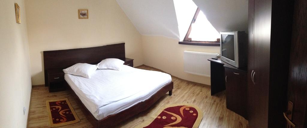 Pensiunea Diana Otel Făgăraş Dış mekan fotoğraf
